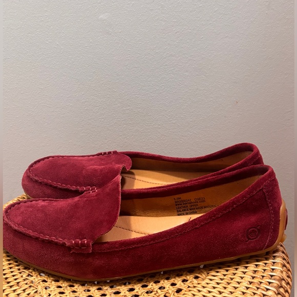 Born Burgundy Suede Loafers •Slip-on•8.5•preppy•casual•quiet luxury•scandi style - Picture 14 of 16